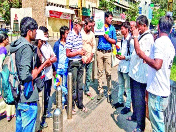 Challenges of being "aware" of social issues | सामाजिक प्रश्नांवर ‘जागरूक’ राहण्याचे आव्हान  Challenges of being "aware" of social issues | सामाजिक प्रश्नांवर ‘जागरूक’ राहण्याचे आव्हान