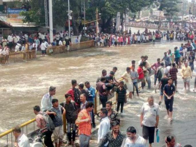 Order! Considering the demands of the flood victims, the report should be submitted | आदेश! पूरग्रस्तांच्या मागण्या विचारात घेऊन अहवाल सादर करावा