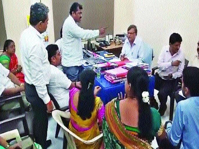 Panvelkar harassed by insufficient water | अपुऱ्या पाण्यामुळे पनवेलकर हैराण Panvelkar harassed by insufficient water | अपुऱ्या पाण्यामुळे पनवेलकर हैराण