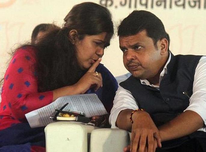 Have you kept in side about the support of the NCP? Pankaja Munde said Yes, i dont know | राष्ट्रवादीच्या पाठिंब्याबाबत अंधारात ठेवलं का? पंकजा मुंडेंनी मौन सोडलं Have you kept in side about the support of the NCP? Pankaja Munde said Yes, i dont know | राष्ट्रवादीच्या पाठिंब्याबाबत अंधारात ठेवलं का? पंकजा मुंडेंनी मौन सोडलं