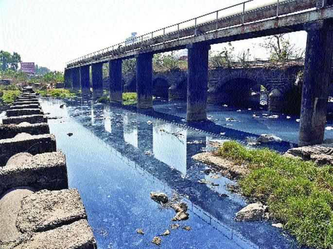 The existence of rivers in Panvel taluka is in danger | पनवेल तालुक्यातील नद्यांचे अस्तित्व धोक्यात The existence of rivers in Panvel taluka is in danger | पनवेल तालुक्यातील नद्यांचे अस्तित्व धोक्यात