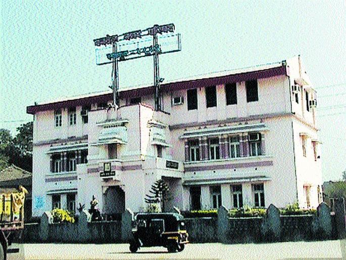 Panvel municipality will dissolve seized plastic; Shopkeeper fined 39 lakh 71 thousand | पनवेल पालिका करणार जप्त प्लास्टिकचे विघटन; दुकानदारांना ३९ लाख ७१ हजारांचा दंड