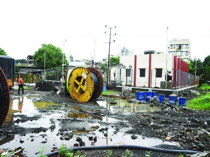 Panvel's Substation Surrounds Controversy | पनवेलचे सबस्टेशन वादाच्या भोवऱ्यात Panvel's Substation Surrounds Controversy | पनवेलचे सबस्टेशन वादाच्या भोवऱ्यात