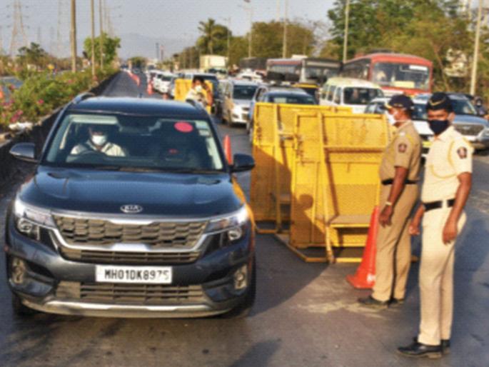Police 'green corridor' for medical personnel | वैद्यकीय कर्मचाऱ्यांसाठी पोलिसांचे ‘ग्रीन कॉरिडॉर’ Police 'green corridor' for medical personnel | वैद्यकीय कर्मचाऱ्यांसाठी पोलिसांचे ‘ग्रीन कॉरिडॉर’