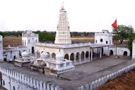 Pohradevi pilgrimage place is being developed | पोहरादेवी तिर्थस्थळाचा होतोय कायापालट Pohradevi pilgrimage place is being developed | पोहरादेवी तिर्थस्थळाचा होतोय कायापालट