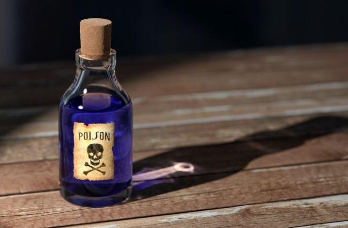 Shocking! Poison thrown into meal by girl in mobile argument; Incidents in Bhandara district | धक्कादायक! मोबाईलच्या वादात बालिकेने टाकले जेवणात विष; भंडारा जिल्ह्यातील घटना Shocking! Poison thrown into meal by girl in mobile argument; Incidents in Bhandara district | धक्कादायक! मोबाईलच्या वादात बालिकेने टाकले जेवणात विष; भंडारा जिल्ह्यातील घटना