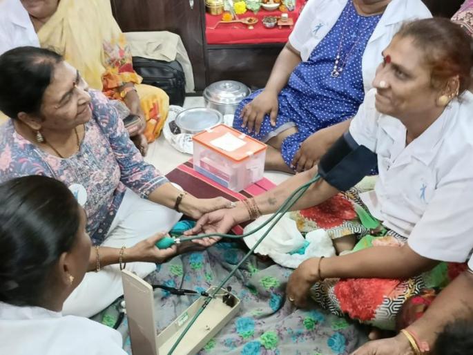 Transgender will take care of Mumbai's senior citizens | ट्रान्सजेंडर घेणार मुंबईतील ज्येष्ठ नागरिकांची काळजी Transgender will take care of Mumbai's senior citizens | ट्रान्सजेंडर घेणार मुंबईतील ज्येष्ठ नागरिकांची काळजी