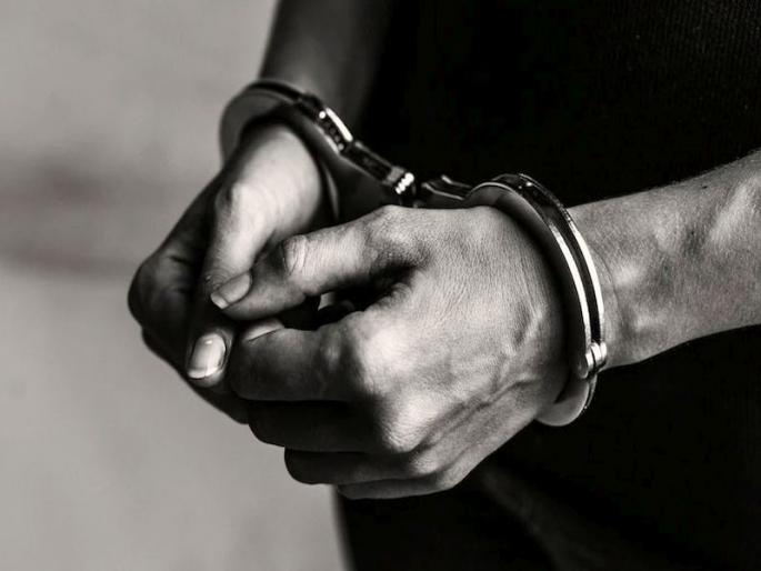 The absconding accused in the murder case was arrested by the Bhoiwada police | हत्येच्या प्रकरणातील फरार आरोपीस भोईवाडा पोलिसांनी केली अटक The absconding accused in the murder case was arrested by the Bhoiwada police | हत्येच्या प्रकरणातील फरार आरोपीस भोईवाडा पोलिसांनी केली अटक