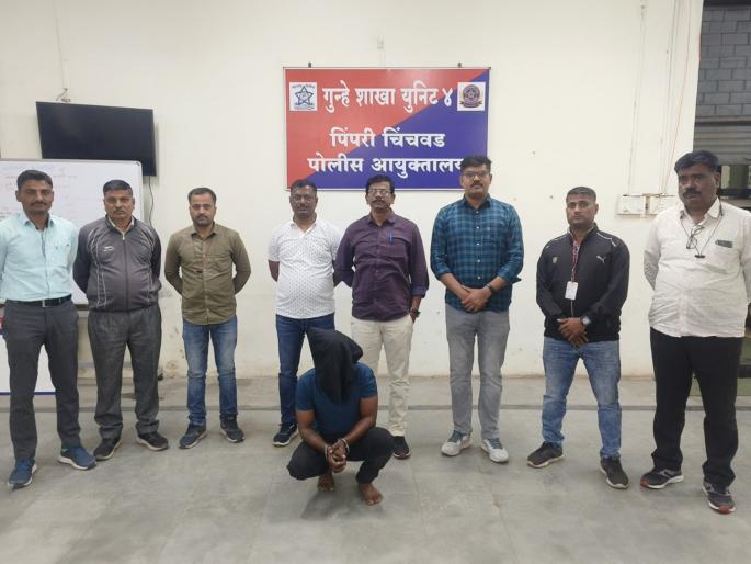Thief caught after checking CCTV for 72 hours | सलग ७२ तास सीसीटीव्ही तपासून चोरट्याच्या मुसक्या आवळल्या  Thief caught after checking CCTV for 72 hours | सलग ७२ तास सीसीटीव्ही तपासून चोरट्याच्या मुसक्या आवळल्या