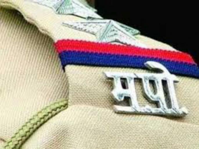Transfer of five police officers of Solapur Rural | सोलापूर ग्रामीणच्या पाच पोलीस अधिकाऱ्यांच्या बदल्या Transfer of five police officers of Solapur Rural | सोलापूर ग्रामीणच्या पाच पोलीस अधिकाऱ्यांच्या बदल्या