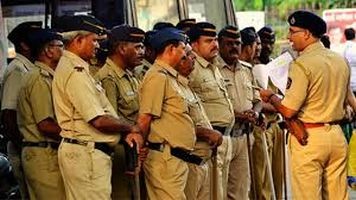Coronavirus: If rumors are spread, remember, 78 persons were booked in Maharashtra pda | Coronavirus : अफवा पसरवाल तर याद राखा, महाराष्ट्रात ७८ जणांवर गुन्हा दाखल Coronavirus: If rumors are spread, remember, 78 persons were booked in Maharashtra pda | Coronavirus : अफवा पसरवाल तर याद राखा, महाराष्ट्रात ७८ जणांवर गुन्हा दाखल