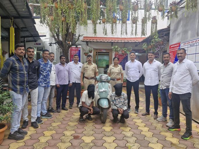 Parvati police handcuffed two people who snatched mangalsutra from the street | गळ्यातील मंगळसूत्र हिसकावणाऱ्या दोघांना पर्वती पोलिसांनी ठोकल्या बेड्या Parvati police handcuffed two people who snatched mangalsutra from the street | गळ्यातील मंगळसूत्र हिसकावणाऱ्या दोघांना पर्वती पोलिसांनी ठोकल्या बेड्या