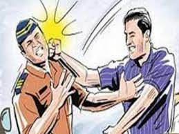 I am not going to wear a mask shouting at the police in daund young live in prison | 'मी मास्क लावणार नाही', असे म्हणत दौंडमध्ये पोलिसालाच धक्काबुक्की; तरुण थेट तुरुंगात I am not going to wear a mask shouting at the police in daund young live in prison | 'मी मास्क लावणार नाही', असे म्हणत दौंडमध्ये पोलिसालाच धक्काबुक्की; तरुण थेट तुरुंगात