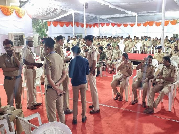 Nine types of passes for entry; Only 5 people are allowed in the delegation while giving a statement to the Minister | प्रवेशासाठी नऊ प्रकारचे पासेस; मंत्र्यांना निवेदन देताना शिष्टमंडळात ५ जणांनाच परवानगी Nine types of passes for entry; Only 5 people are allowed in the delegation while giving a statement to the Minister | प्रवेशासाठी नऊ प्रकारचे पासेस; मंत्र्यांना निवेदन देताना शिष्टमंडळात ५ जणांनाच परवानगी