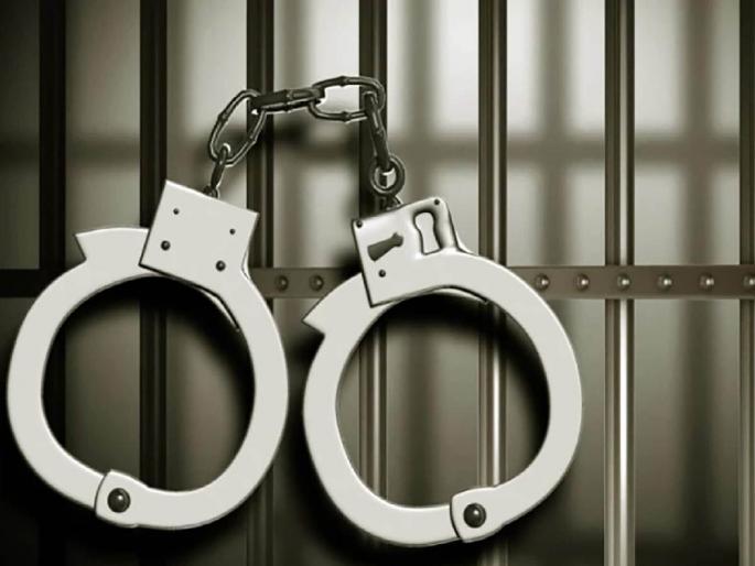 First pretending for happiness and peace, then stealing jewels from Dewar; Filed a case | सुख शांतीसाठी आधी बतावणी, नंतर देव्हाऱ्यातील दागिन्यांची चोरी; गुन्हा दाखल First pretending for happiness and peace, then stealing jewels from Dewar; Filed a case | सुख शांतीसाठी आधी बतावणी, नंतर देव्हाऱ्यातील दागिन्यांची चोरी; गुन्हा दाखल