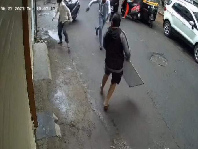 I grabbed Koita by the top and threw the bag over him; The brave young man narrated the events in Sadashiv Petha | मी कोयता वरच्या वर पकडून बॅग अंगावर फेकली; धाडसी तरुणाने सांगितला सदाशिव पेठेतील घटनाक्रम I grabbed Koita by the top and threw the bag over him; The brave young man narrated the events in Sadashiv Petha | मी कोयता वरच्या वर पकडून बॅग अंगावर फेकली; धाडसी तरुणाने सांगितला सदाशिव पेठेतील घटनाक्रम