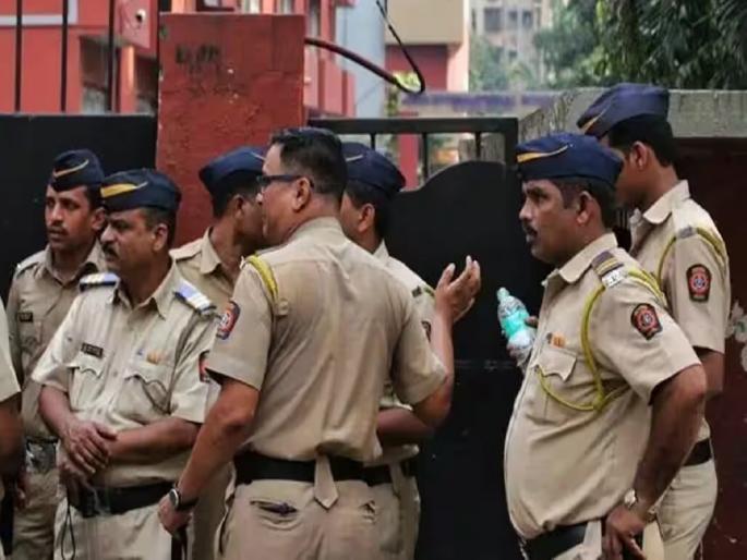 three thousand police forces deployed for security during Ganesha festivals in Pimpri-Chinchwad | पिंपरी-चिंचवडमध्ये गणेशोत्सवकाळात बंदोबस्तासाठी ३ हजार पोलिसांचा फौजफाटा three thousand police forces deployed for security during Ganesha festivals in Pimpri-Chinchwad | पिंपरी-चिंचवडमध्ये गणेशोत्सवकाळात बंदोबस्तासाठी ३ हजार पोलिसांचा फौजफाटा