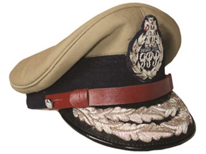 Sub-Inspector of Police in Diesel Tampering Case, Investigate Staff Suspension Case; Election to the Home Minister | डिझेल भेसळ प्रकरणी पोलीस उपनिरीक्षक, कर्मचारी निलंबन प्रकरणाची चौकशी करा; गृहमंत्र्यांना दिले निवदेन Sub-Inspector of Police in Diesel Tampering Case, Investigate Staff Suspension Case; Election to the Home Minister | डिझेल भेसळ प्रकरणी पोलीस उपनिरीक्षक, कर्मचारी निलंबन प्रकरणाची चौकशी करा; गृहमंत्र्यांना दिले निवदेन