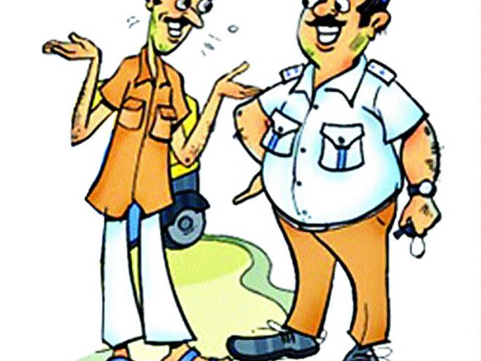 Surprise! boy paid fine for not wearing helmet while driving car | आश्चर्य! कार चालविताना हेल्मेट घातलं नाही म्हणून आकारला दंड Surprise! boy paid fine for not wearing helmet while driving car | आश्चर्य! कार चालविताना हेल्मेट घातलं नाही म्हणून आकारला दंड
