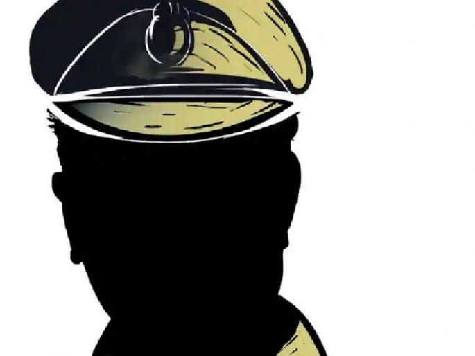 Spot on Khaki! Crime against police officers who beaten the complainant | खाकीला काळिमा! तक्रारदाराला मारहाण करणाऱ्या पोलीस अधिकाऱ्यांविरोधात गुन्हा Spot on Khaki! Crime against police officers who beaten the complainant | खाकीला काळिमा! तक्रारदाराला मारहाण करणाऱ्या पोलीस अधिकाऱ्यांविरोधात गुन्हा