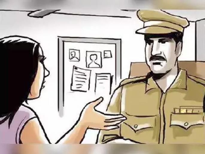 Police husband charged with molesting wife | पत्नीचा छळ केल्याप्रकरणी पोलीस पतीवर गुन्हा Police husband charged with molesting wife | पत्नीचा छळ केल्याप्रकरणी पोलीस पतीवर गुन्हा