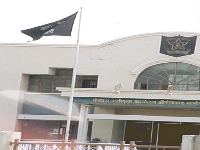 In the city district, the minimum number of policemen for the population of fifty lakhs | नगर जिल्ह्यात पन्नास लाख लोकसंख्येसाठी अवघे सव्वातीन हजार पोलीस In the city district, the minimum number of policemen for the population of fifty lakhs | नगर जिल्ह्यात पन्नास लाख लोकसंख्येसाठी अवघे सव्वातीन हजार पोलीस