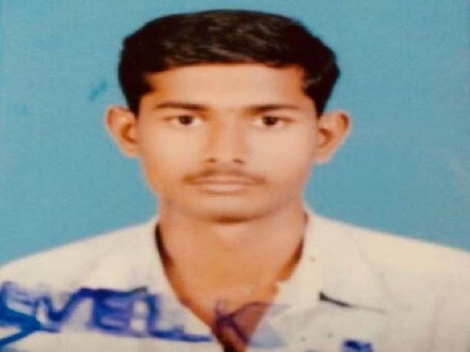 Parbhani jawan martyr before his father's visit | पित्याच्या भेटीपूर्वीच वीरमरण, परभणीचा जवान शहीद; गावकऱ्यांचे डोळे पाणावले Parbhani jawan martyr before his father's visit | पित्याच्या भेटीपूर्वीच वीरमरण, परभणीचा जवान शहीद; गावकऱ्यांचे डोळे पाणावले