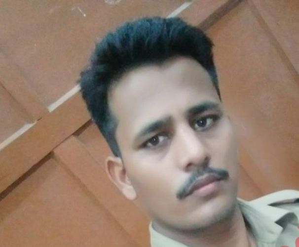 SRPF jawans committed suicide at Reserve Bank in Nagpur | नागपुरातील रिझर्व बँकेत एसआरपीएफ जवानाची आत्महत्या SRPF jawans committed suicide at Reserve Bank in Nagpur | नागपुरातील रिझर्व बँकेत एसआरपीएफ जवानाची आत्महत्या