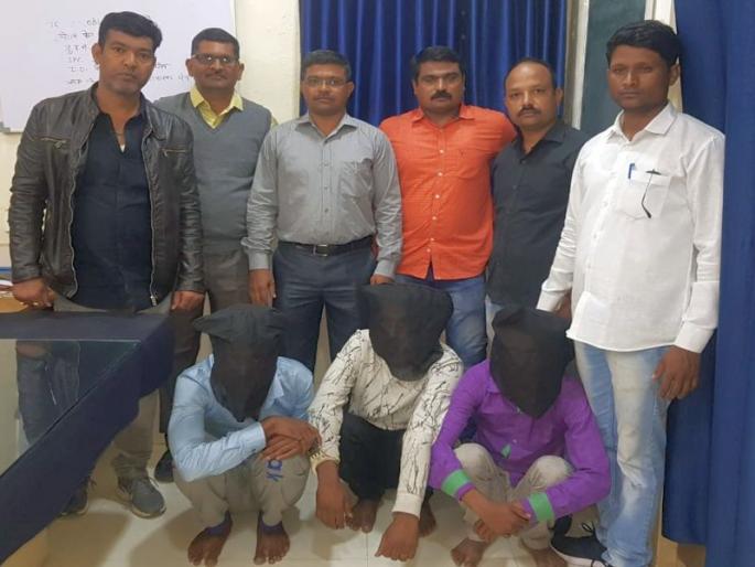 Smiles erected in Ahmedabad, the notorious gangster of Malegaon | मालेगावच्या कुख्यात गुंडाच्या अहमदाबादमध्ये बांधल्या मुसक्या Smiles erected in Ahmedabad, the notorious gangster of Malegaon | मालेगावच्या कुख्यात गुंडाच्या अहमदाबादमध्ये बांधल्या मुसक्या