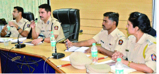  Sangliikar gives police an opportunity to get wrong in the stomach, give an opportunity to improve: trust Nangre-Patil | सांगलीकरांनी पोलिसांची चूक पोटात घ्यावी,सुधारण्याची संधी द्या : विश्वास नांगरे-पाटील