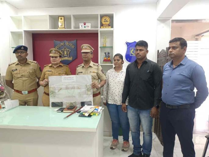 Three arrested for breaking into a house in broad daylight; 7 lakhs was seized by the police | भरदिवसा घरफोडी करणाऱ्या तिघांना अटक; ७ लाखांचा मुद्देमाल पोलिसांनी केला हस्तगत