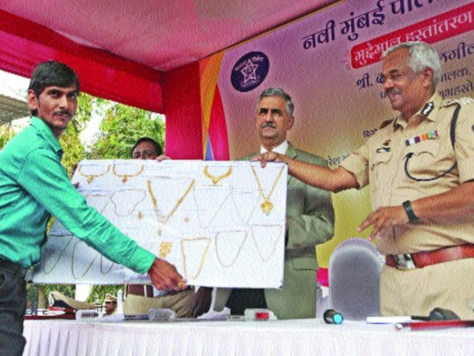 Police recovered four crores of money, 191 cases of crime | पोलिसांकडून चार कोटींचा मुद्देमाल परत, १९१ गुन्ह्यांमधील ऐवज Police recovered four crores of money, 191 cases of crime | पोलिसांकडून चार कोटींचा मुद्देमाल परत, १९१ गुन्ह्यांमधील ऐवज