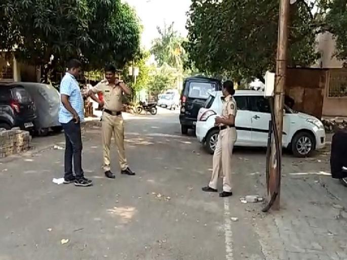 Koregaon Bima Case: Raids at the residence of Kabir Kala Mancharya, suspicion of Naxalite connections | कोरेगाव भीमा प्रकरण : कबीर कला मंचच्या कार्यकर्त्यांच्या घरावर छापे,नक्षली कनेक्शनचा संशय Koregaon Bima Case: Raids at the residence of Kabir Kala Mancharya, suspicion of Naxalite connections | कोरेगाव भीमा प्रकरण : कबीर कला मंचच्या कार्यकर्त्यांच्या घरावर छापे,नक्षली कनेक्शनचा संशय