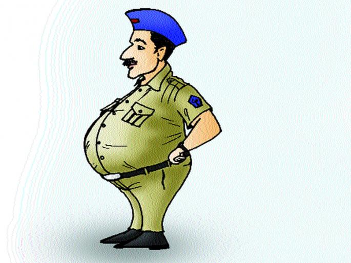 Penance training | कामचुकार पोलिसांना कवायतीची शिक्षा Penance training | कामचुकार पोलिसांना कवायतीची शिक्षा