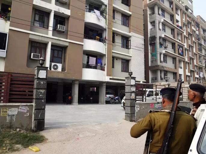 Fake police station: Gang ran fake police station for eight months in Bihar | काय सांगता! संपूर्ण पाेलीस ठाणेच बाेगस, आठ महिन्यांपासून सुरू हाेता कारभार Fake police station: Gang ran fake police station for eight months in Bihar | काय सांगता! संपूर्ण पाेलीस ठाणेच बाेगस, आठ महिन्यांपासून सुरू हाेता कारभार