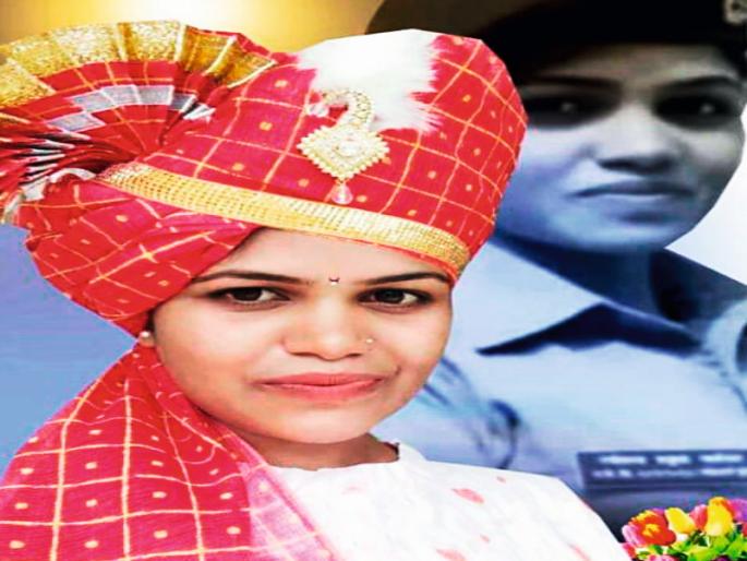 Eagle jump on the strength of determination and hard work A goat turning girl turned police sub-inspector | जिद्द अन् मेहनतीच्या बळावर गरुडझेप; शेळ्या वळणारी मुलगी बनली पोलीस उपनिरीक्षक