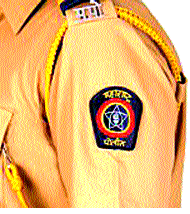 Police soldier abducted by army personnel | सैन्यातील जवानांकडून पोलीस शिपायाचे अपहरण