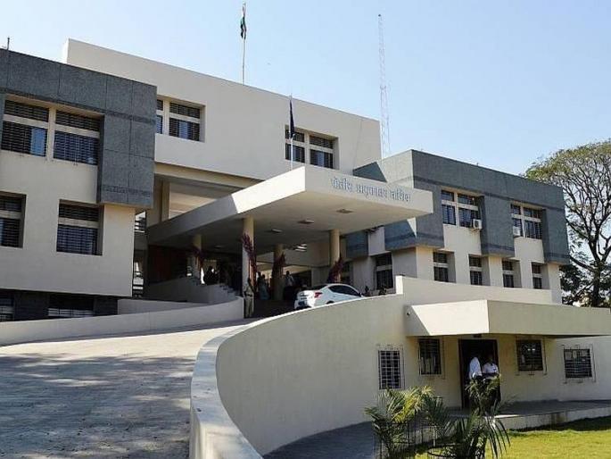 Eventually, the police station will be standing in front of Bhiwandi's Quarter Gate | अखेर भिवंडीच्या क्वॉर्टर गेटसमोर उभे राहणार पोलीस ठाणे Eventually, the police station will be standing in front of Bhiwandi's Quarter Gate | अखेर भिवंडीच्या क्वॉर्टर गेटसमोर उभे राहणार पोलीस ठाणे