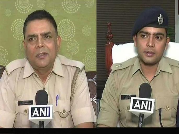 "An Honour": Lucknow Police Constable's Son Becomes His Boss As Top Cop | 'हवालदाराचा मुलगा SP झाला अन् भावूक होऊन बापानेच पोराला सॅल्यूट केला' "An Honour": Lucknow Police Constable's Son Becomes His Boss As Top Cop | 'हवालदाराचा मुलगा SP झाला अन् भावूक होऊन बापानेच पोराला सॅल्यूट केला'