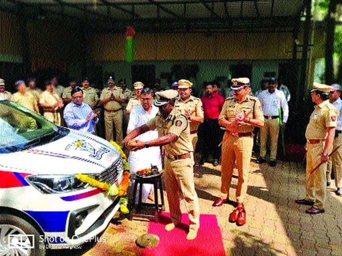 Intersector look at Vehicle Drivers in thane | वाहनचालकांवर इंटरसेक्टर व्हेइकलची नजर Intersector look at Vehicle Drivers in thane | वाहनचालकांवर इंटरसेक्टर व्हेइकलची नजर