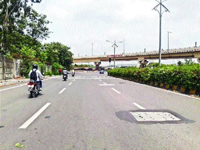 Disadvantages in the absence of directional pane | दिशादर्शक फलकाअभावी गैरसोय, सांगवी फाट्यावरील समस्या