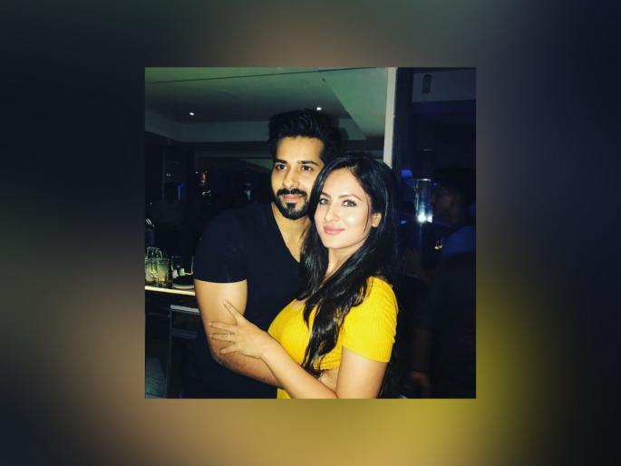Pooja banerjee did court marriage with kunal verma also donate money gda | कौतुकास्पद! अभिनेत्री पूजा बॅनर्जीने लग्नासाठी जमावलेले पैसे केले डोनेट Pooja banerjee did court marriage with kunal verma also donate money gda | कौतुकास्पद! अभिनेत्री पूजा बॅनर्जीने लग्नासाठी जमावलेले पैसे केले डोनेट