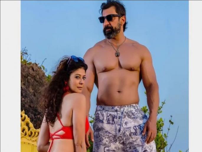 Pooja Batra Shares Bold Red Bikini Picture With Husband Nawab Shah | पूर्वीपेक्षाही अधिक बोल्ड झाले 'हे' कपल, अशा अवतारात समोर आले दोघे Pooja Batra Shares Bold Red Bikini Picture With Husband Nawab Shah | पूर्वीपेक्षाही अधिक बोल्ड झाले 'हे' कपल, अशा अवतारात समोर आले दोघे
