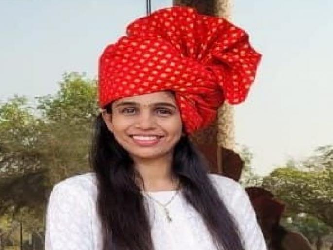 Pooja Vanjari of Borgaon in Sangli stood first in the state among girls in State Public Service Commission examination | शेतकरी कुटुंबातील मुलगी राज्यात प्रथम, सांगलीतील बोरगावच्या पूजा वंजारीची यशोगाथा Pooja Vanjari of Borgaon in Sangli stood first in the state among girls in State Public Service Commission examination | शेतकरी कुटुंबातील मुलगी राज्यात प्रथम, सांगलीतील बोरगावच्या पूजा वंजारीची यशोगाथा