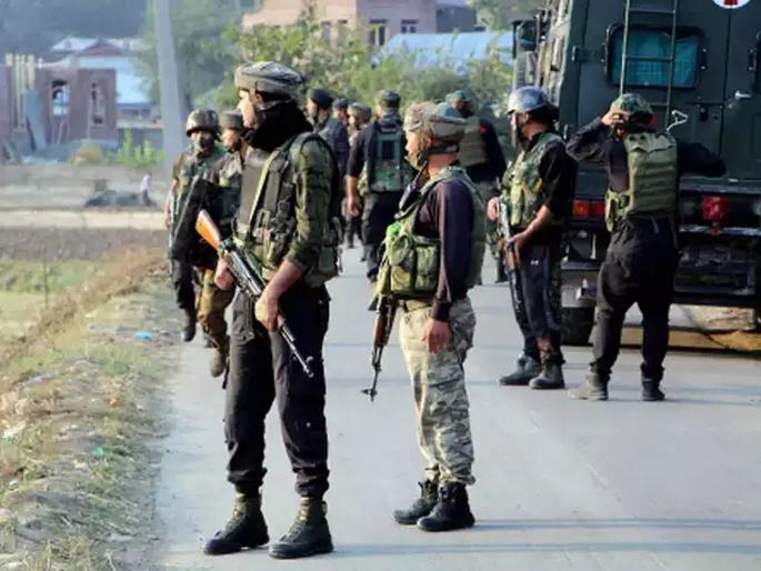 Poonch Encounter: Big encounter in Kashmir, 4 terrorists killed by army | Indian Army: काश्मीरमध्ये मोठी चकमक, लष्कराकडून ४ दहशतवाद्यांना कंठस्नान Poonch Encounter: Big encounter in Kashmir, 4 terrorists killed by army | Indian Army: काश्मीरमध्ये मोठी चकमक, लष्कराकडून ४ दहशतवाद्यांना कंठस्नान