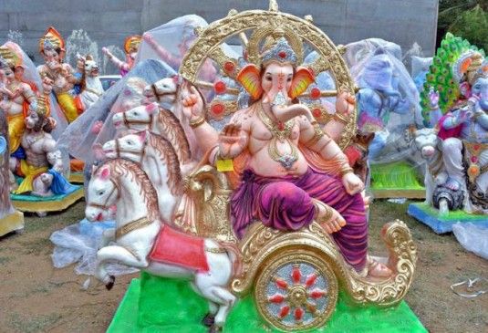 Stringent action against POP idol vendors: instructions given by the mayor at the meeting | पीओपी मूर्ती विक्रत्यांविरोधात कडक कारवाई : महापौरांनी बैठकीत दिले निर्देश Stringent action against POP idol vendors: instructions given by the mayor at the meeting | पीओपी मूर्ती विक्रत्यांविरोधात कडक कारवाई : महापौरांनी बैठकीत दिले निर्देश