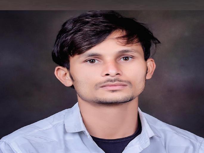 Painter died after falling from the second floor while painting a building | Kolhapur: इमारत रंगवताना तोल जाऊन दुसऱ्या मजल्यावरून पडला, उपचारदरम्यान पेंटरचा मृत्यू झाला Painter died after falling from the second floor while painting a building | Kolhapur: इमारत रंगवताना तोल जाऊन दुसऱ्या मजल्यावरून पडला, उपचारदरम्यान पेंटरचा मृत्यू झाला