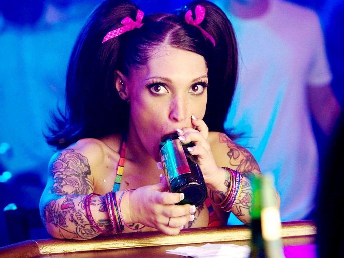 Porn star bridget the midget faces 15 years in jail for stabbing ex boyfriend | प्रसिद्ध पॉर्न स्टारला १५ वर्षांची शिक्षा, तिचा कारनामा वाचून व्हाल अवाक्....