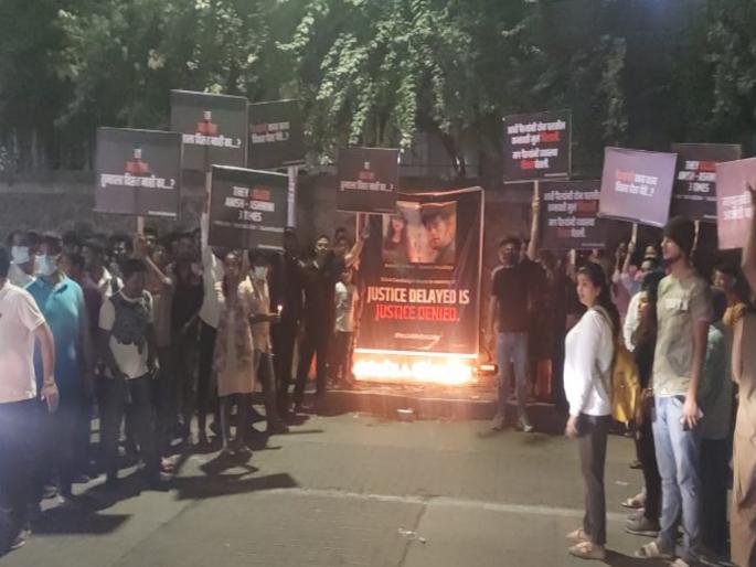 Young people pay tribute to the two who died in the Porsche accident | पोर्शे अपघातात मृत्युमुखी पडलेल्या दोघांना तरुणांकडून आदरांजली Young people pay tribute to the two who died in the Porsche accident | पोर्शे अपघातात मृत्युमुखी पडलेल्या दोघांना तरुणांकडून आदरांजली