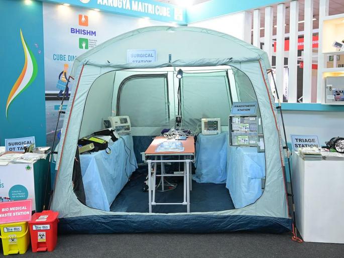 Portable hospital to help disaster victims; J. J. and other government medical colleges included | आपद्ग्रस्तांच्या मदतीला धावणार पोर्टेबल हॉस्पिटल; जे. जे.सह इतर सरकारी मेडिकल कॉलेजांचा समावेश Portable hospital to help disaster victims; J. J. and other government medical colleges included | आपद्ग्रस्तांच्या मदतीला धावणार पोर्टेबल हॉस्पिटल; जे. जे.सह इतर सरकारी मेडिकल कॉलेजांचा समावेश